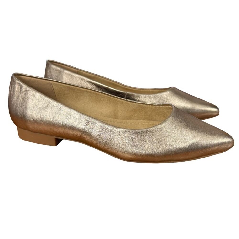 Bella Vita Womens Gold Slip On Leather Flats Pointed Toe Shoes Metallic sz 7 WW